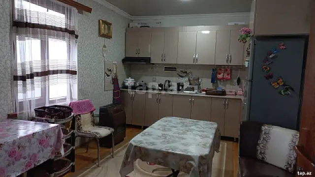 Satılır 3 otaqlı həyət evi