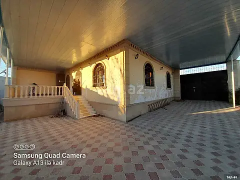 Satılır 4 otaqlı həyət evi