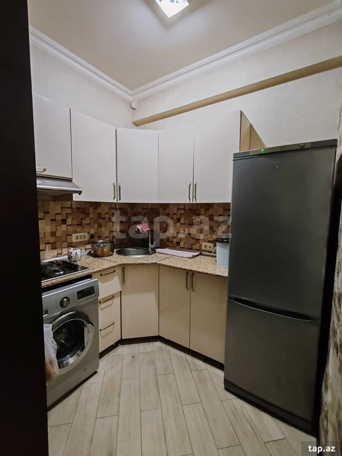 Kirayə verilir 2 otaqlı yeni tikili 60 m²