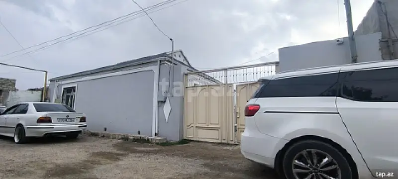 Satılır 3 otaqlı həyət evi