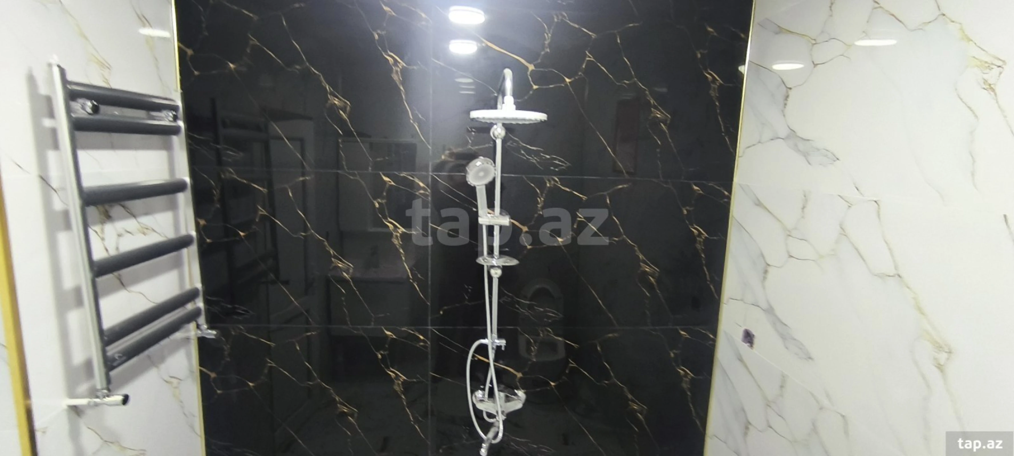 Satılır 3 otaqlı həyət evi