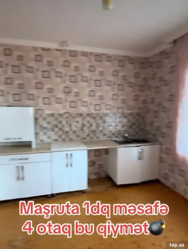 Satılır 4 otaqlı həyət evi