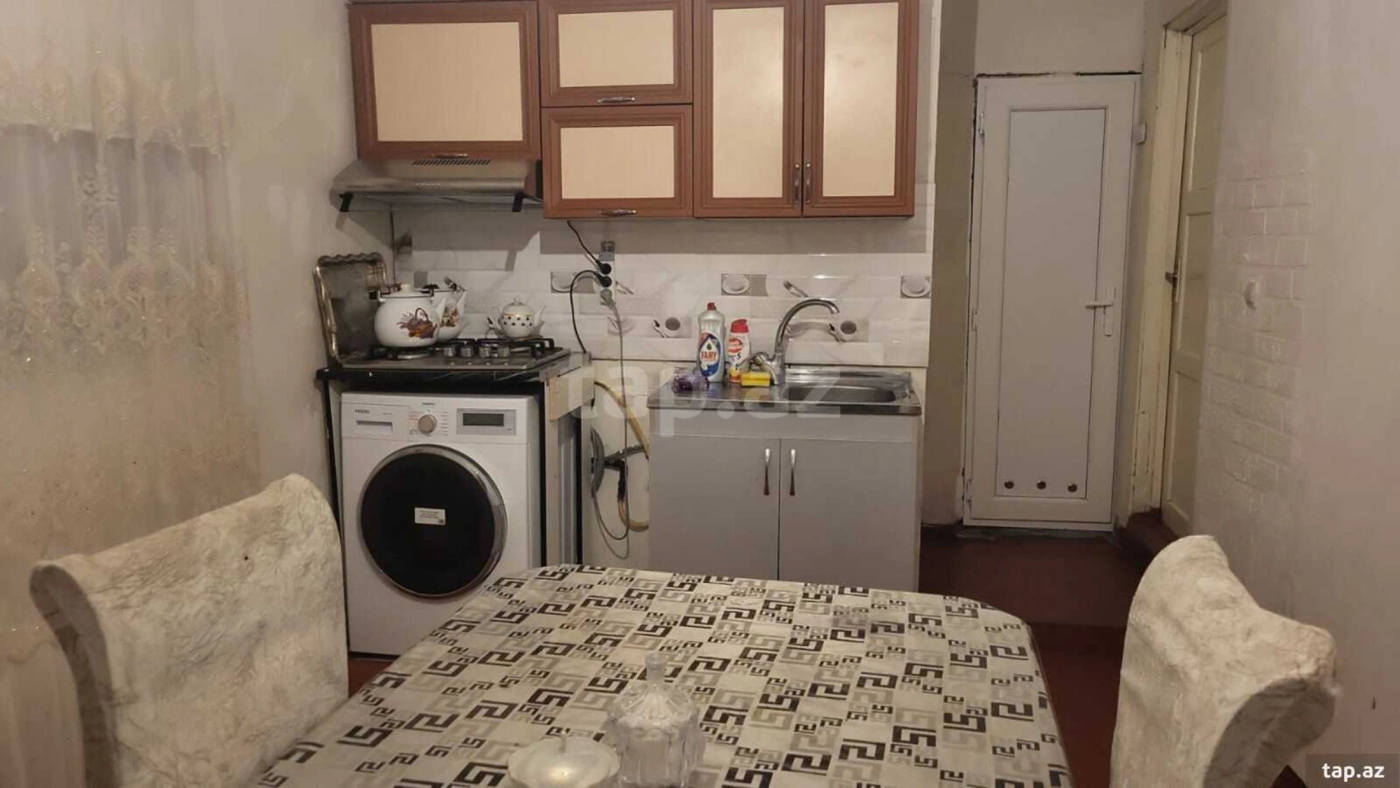 Kirayə verilir 3 otaqlı yeni tikili 100 m²