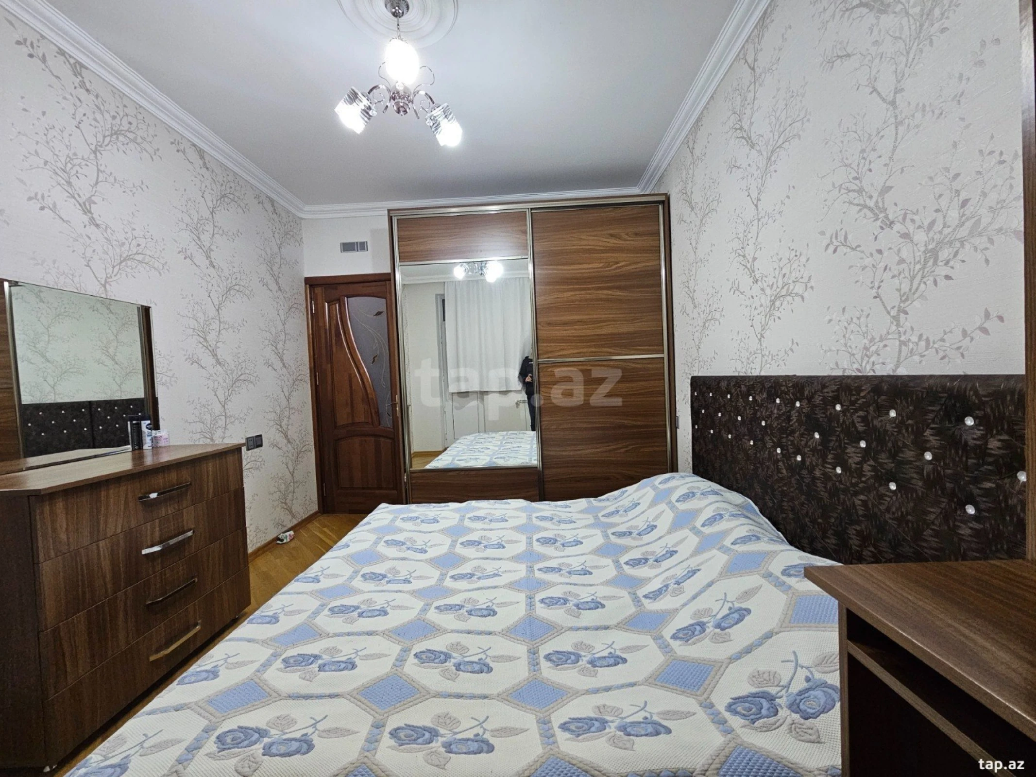 Satılır 3 otaqlı mənzil 90 m²