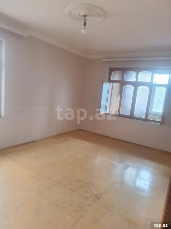 Kirayə verilir 2 otaqlı mənzil 52 m²