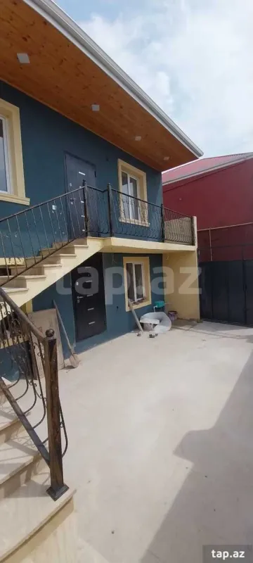 Satılır 6 otaqlı həyət evi