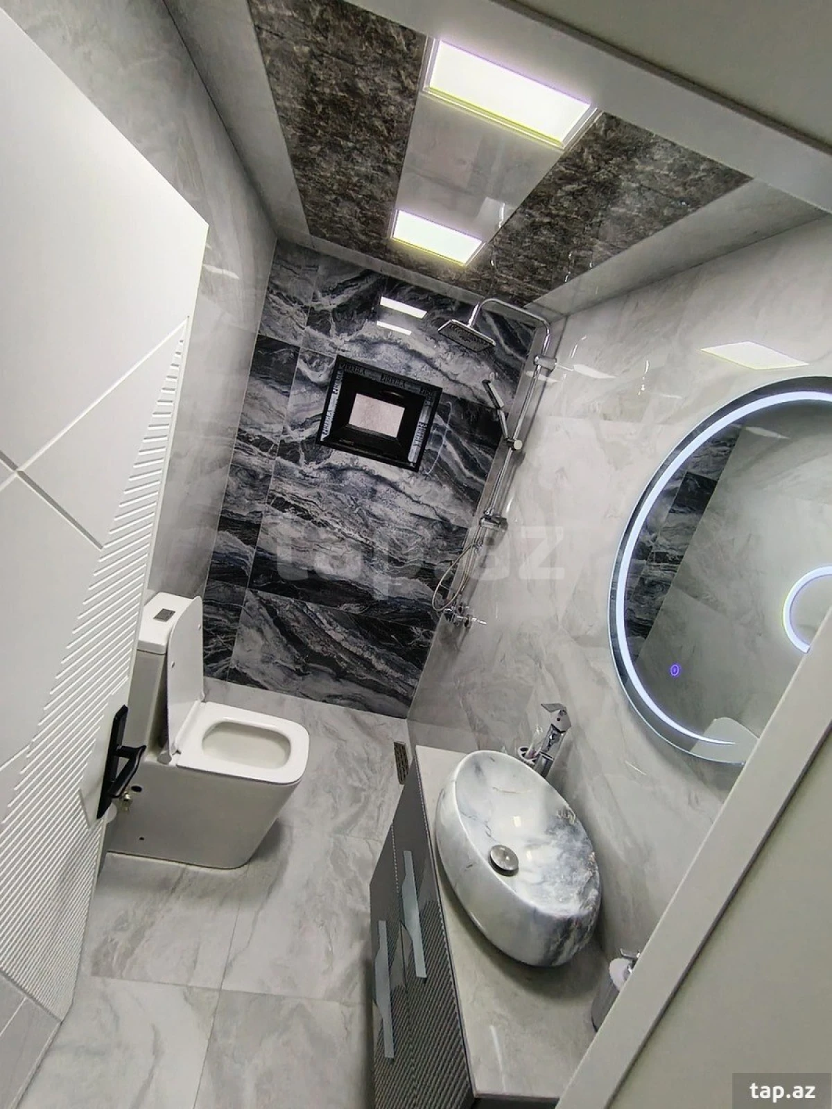 Kirayə verilir 4 otaqlı həyət evi