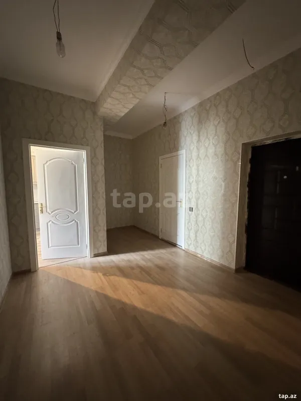 Satılır 3 otaqlı yeni tikili 110 m²