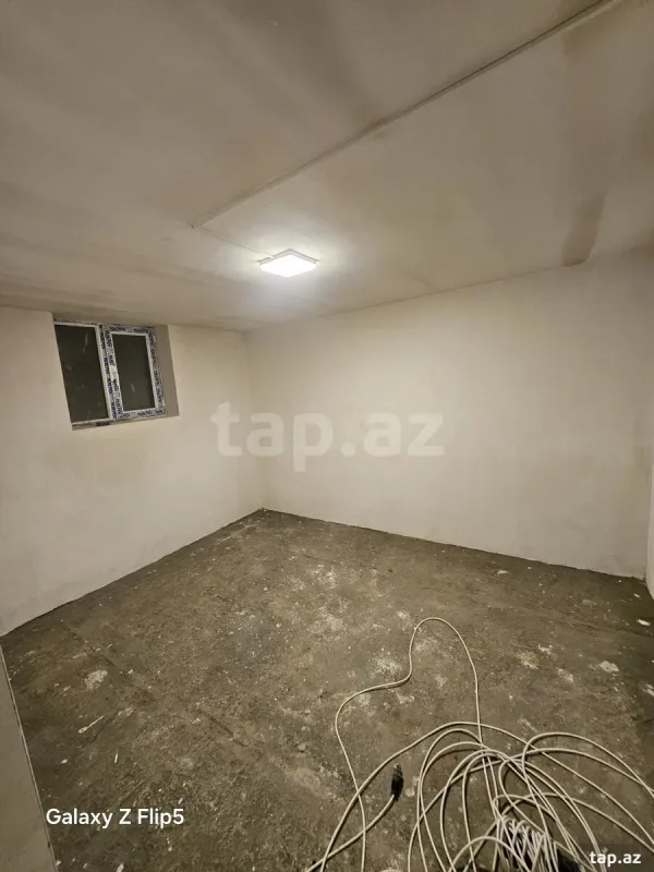Satılır 3 otaqlı həyət evi 160 m²