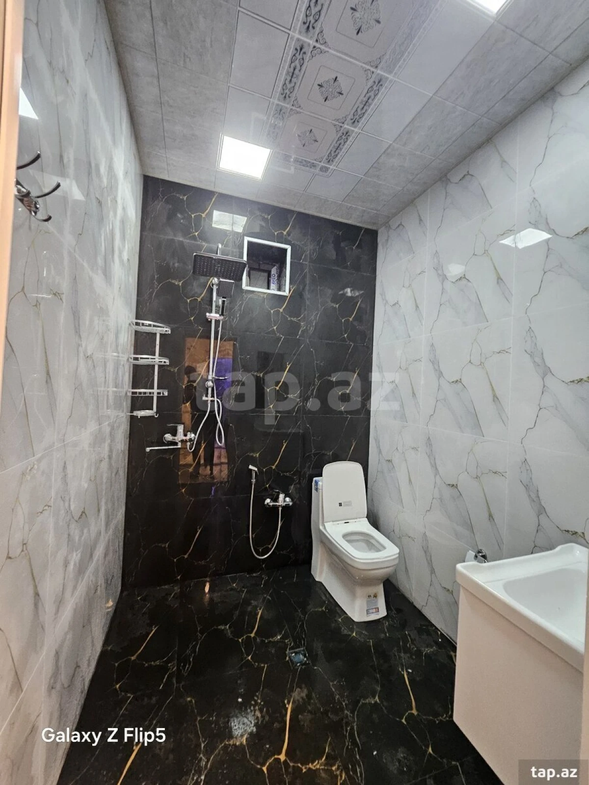 Satılır 3 otaqlı həyət evi 160 m²