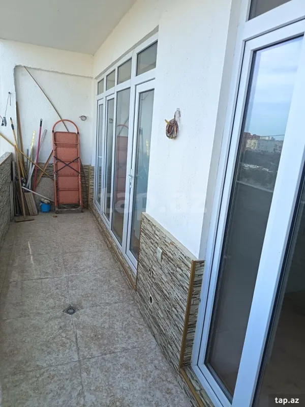 Kirayə verilir 3 otaqlı yeni tikili 80 m²