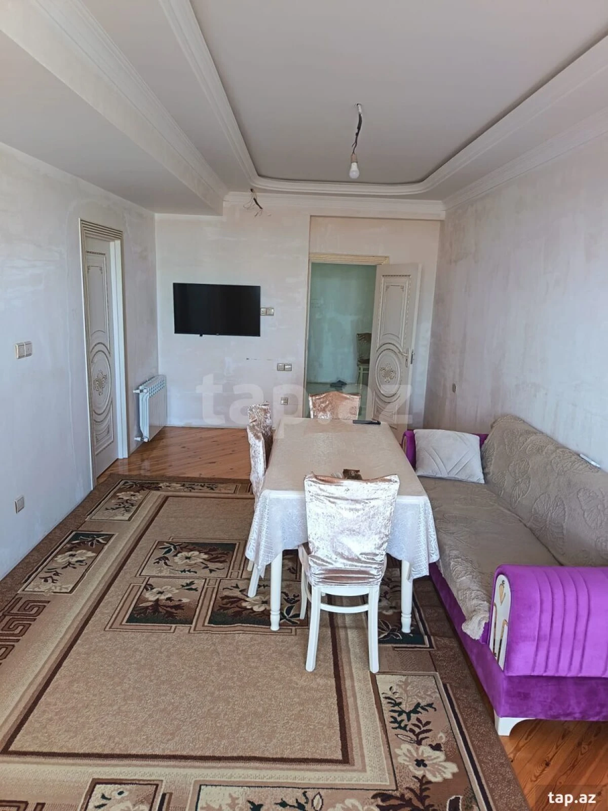 Kirayə verilir 3 otaqlı yeni tikili 80 m²