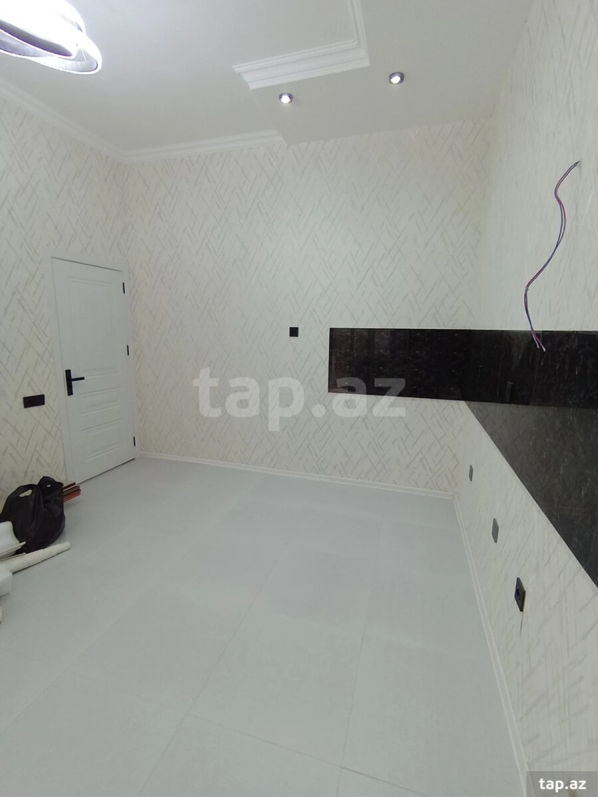 Satılır 5 otaqlı həyət evi