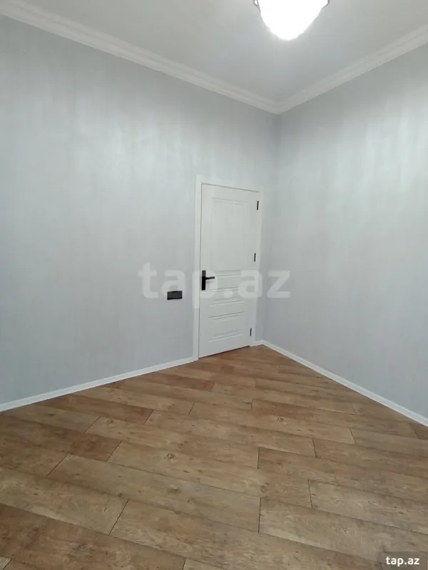 Satılır 5 otaqlı həyət evi