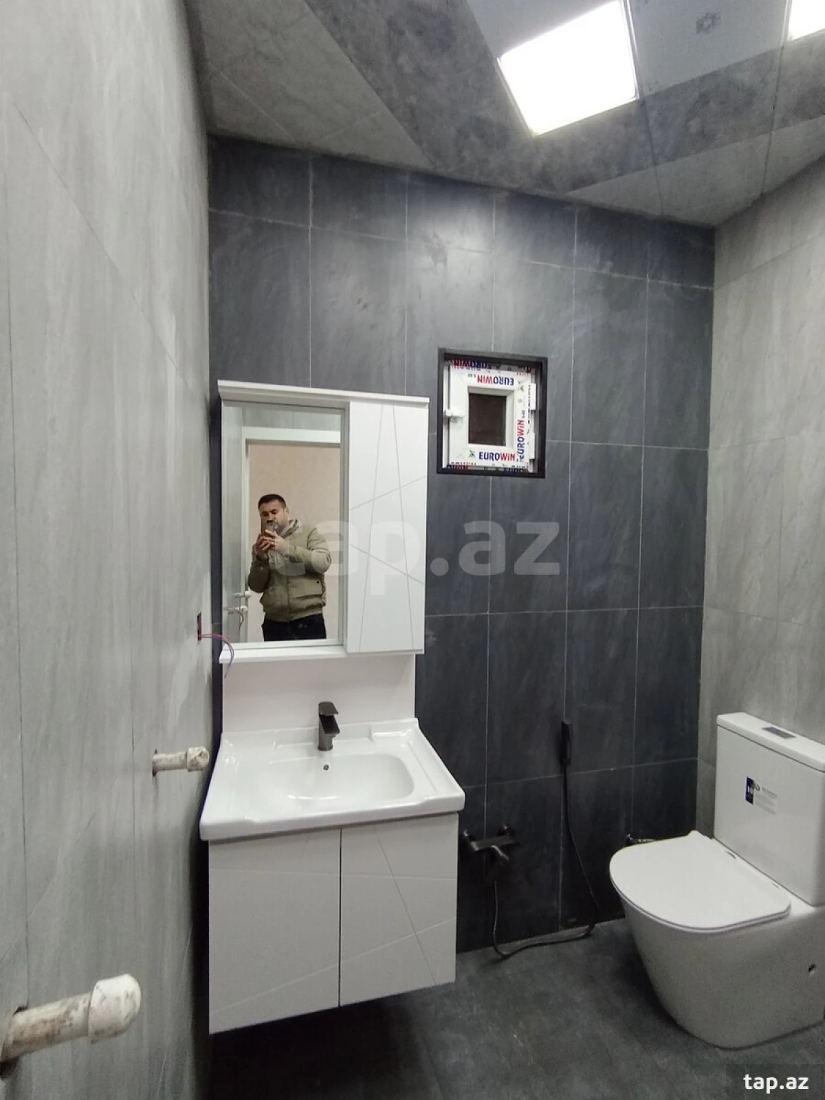 Satılır 5 otaqlı həyət evi