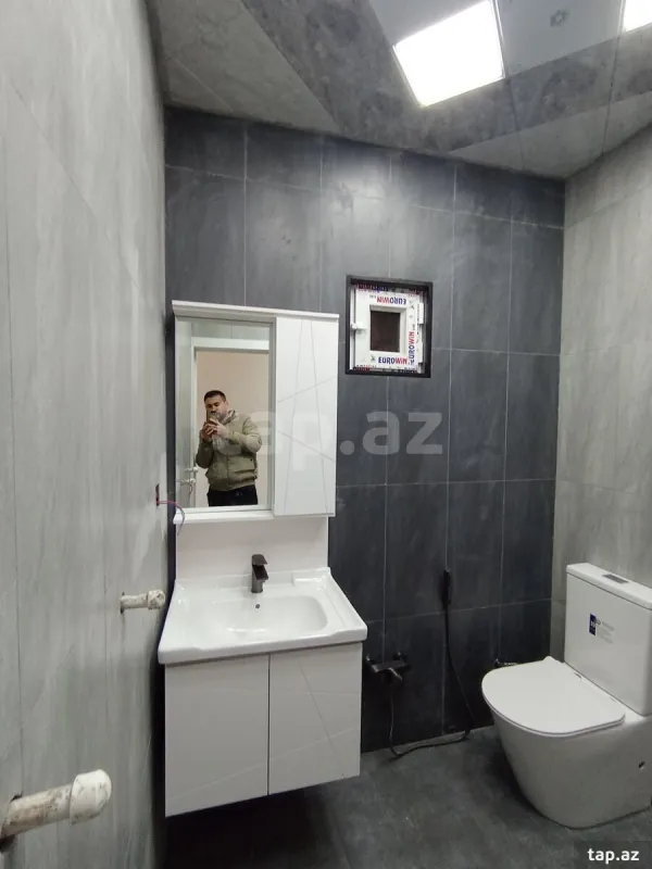 Satılır 5 otaqlı həyət evi