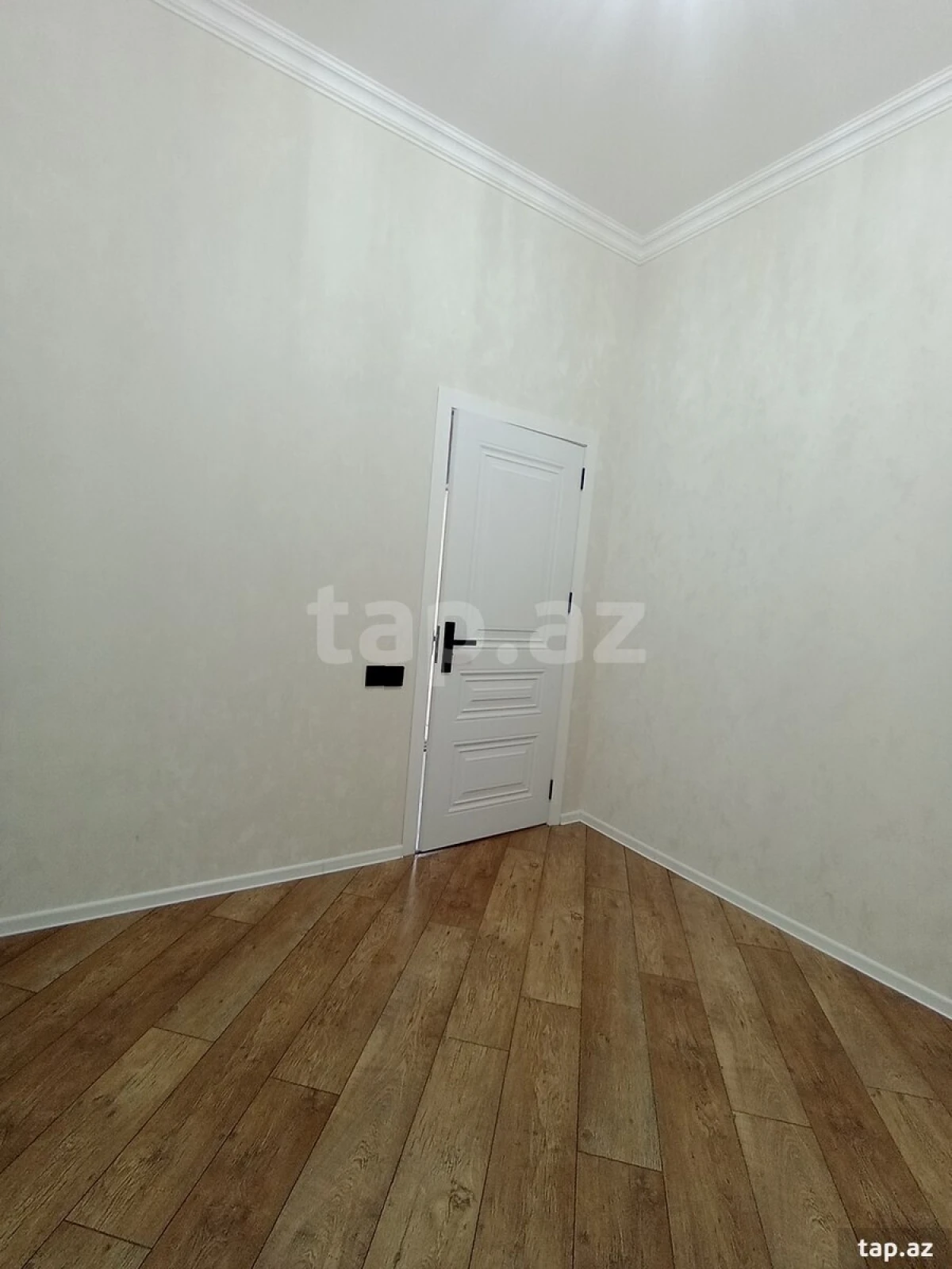 Satılır 5 otaqlı həyət evi