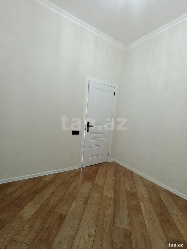 Satılır 5 otaqlı həyət evi