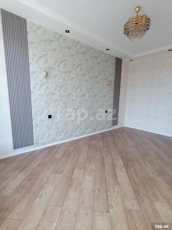 Satılır 5 otaqlı həyət evi