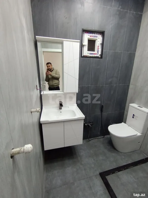 Satılır 5 otaqlı həyət evi