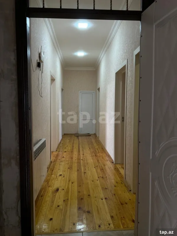 Satılır 4 otaqlı həyət evi 250 m²