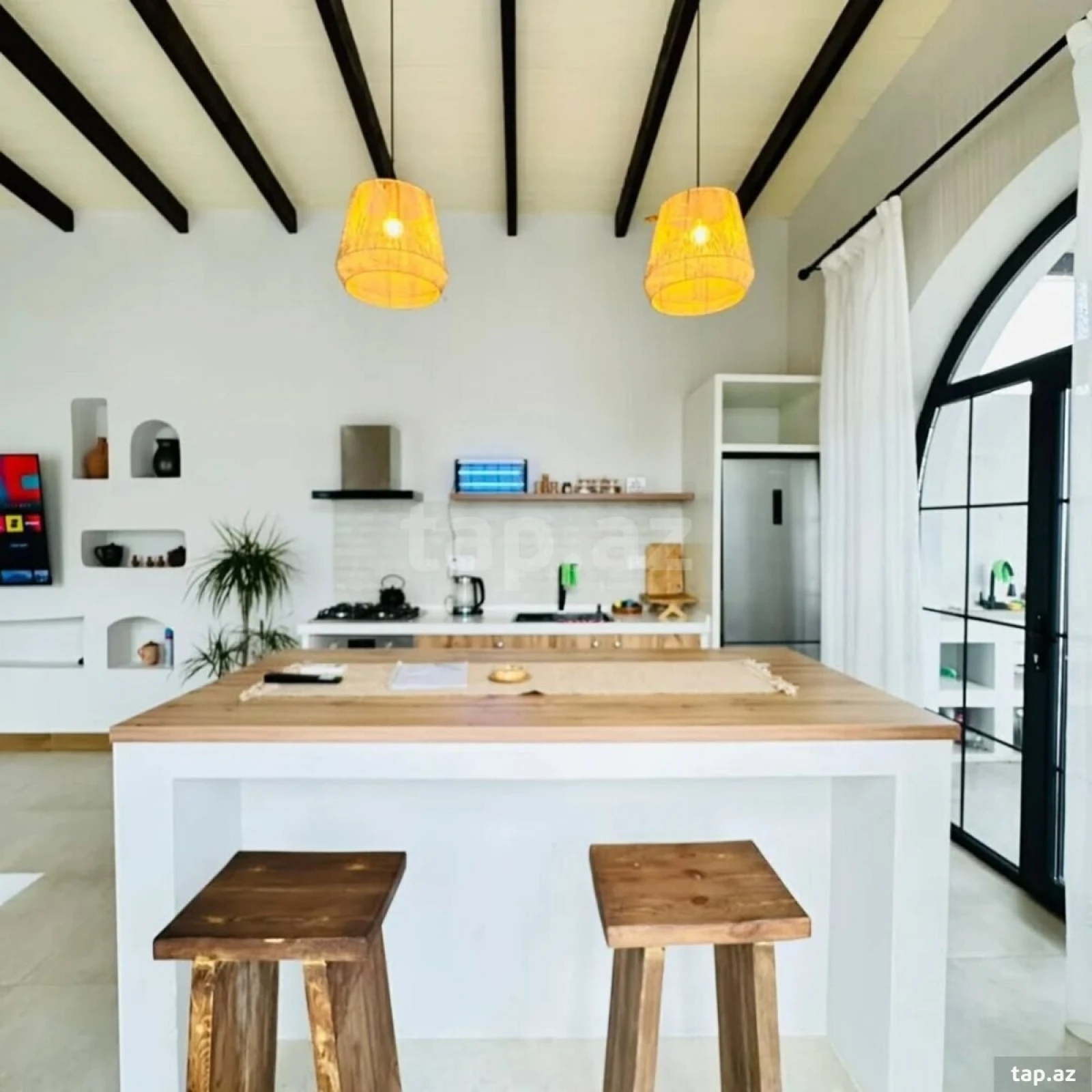 Kirayə verilir 4 otaqlı həyət evi