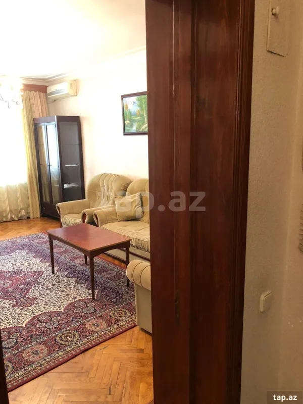 Kirayə verilir 2 otaqlı mənzil 63 m²