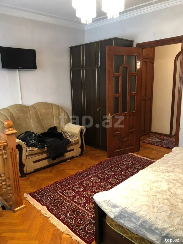 Kirayə verilir 2 otaqlı mənzil 63 m²