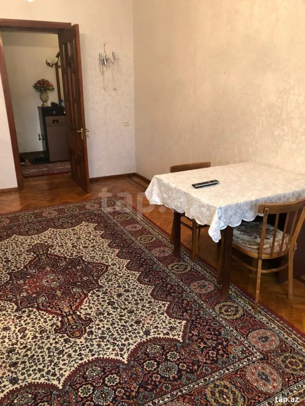 Kirayə verilir 2 otaqlı mənzil 63 m²