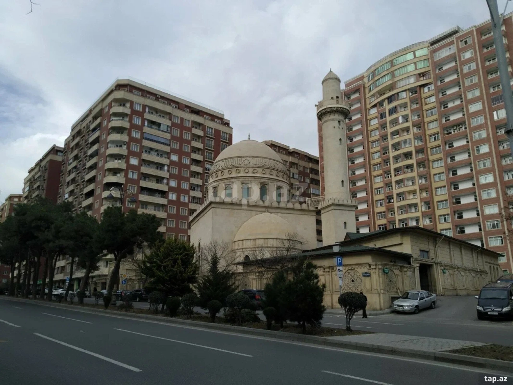 Kirayə verilir 3 otaqlı yeni tikili 115 m²