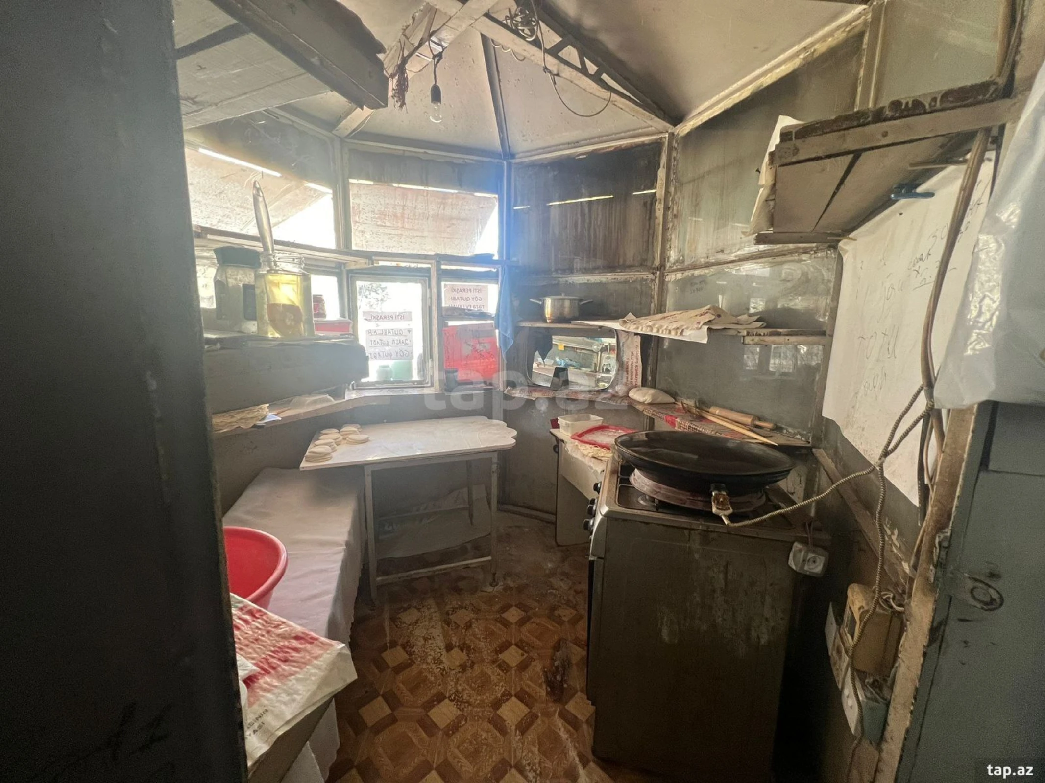 Kirayə verilir ofis