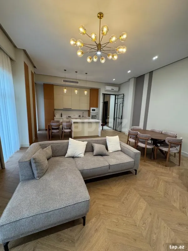 Kirayə verilir 4 otaqlı yeni tikili 146 m²