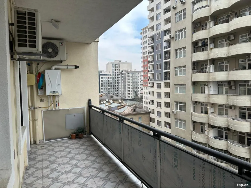 Kirayə verilir 2 otaqlı yeni tikili 100 m²