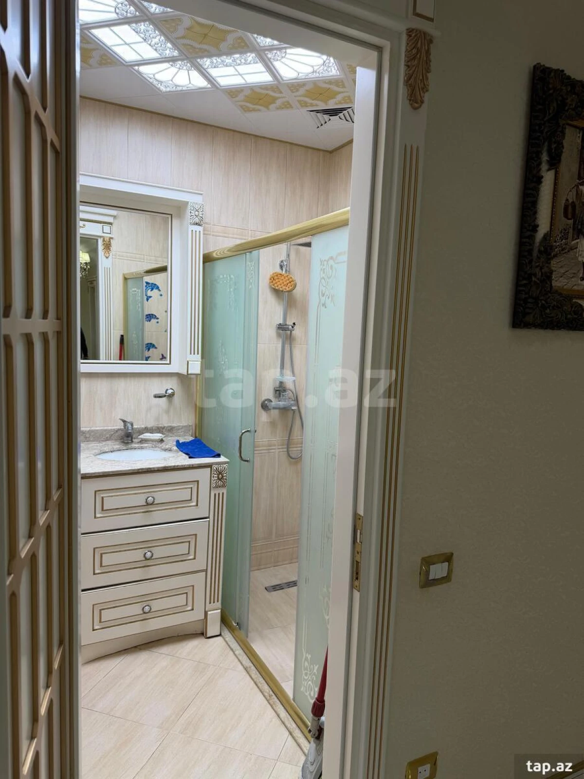 Satılır 4 otaqlı yeni tikili 180 m²