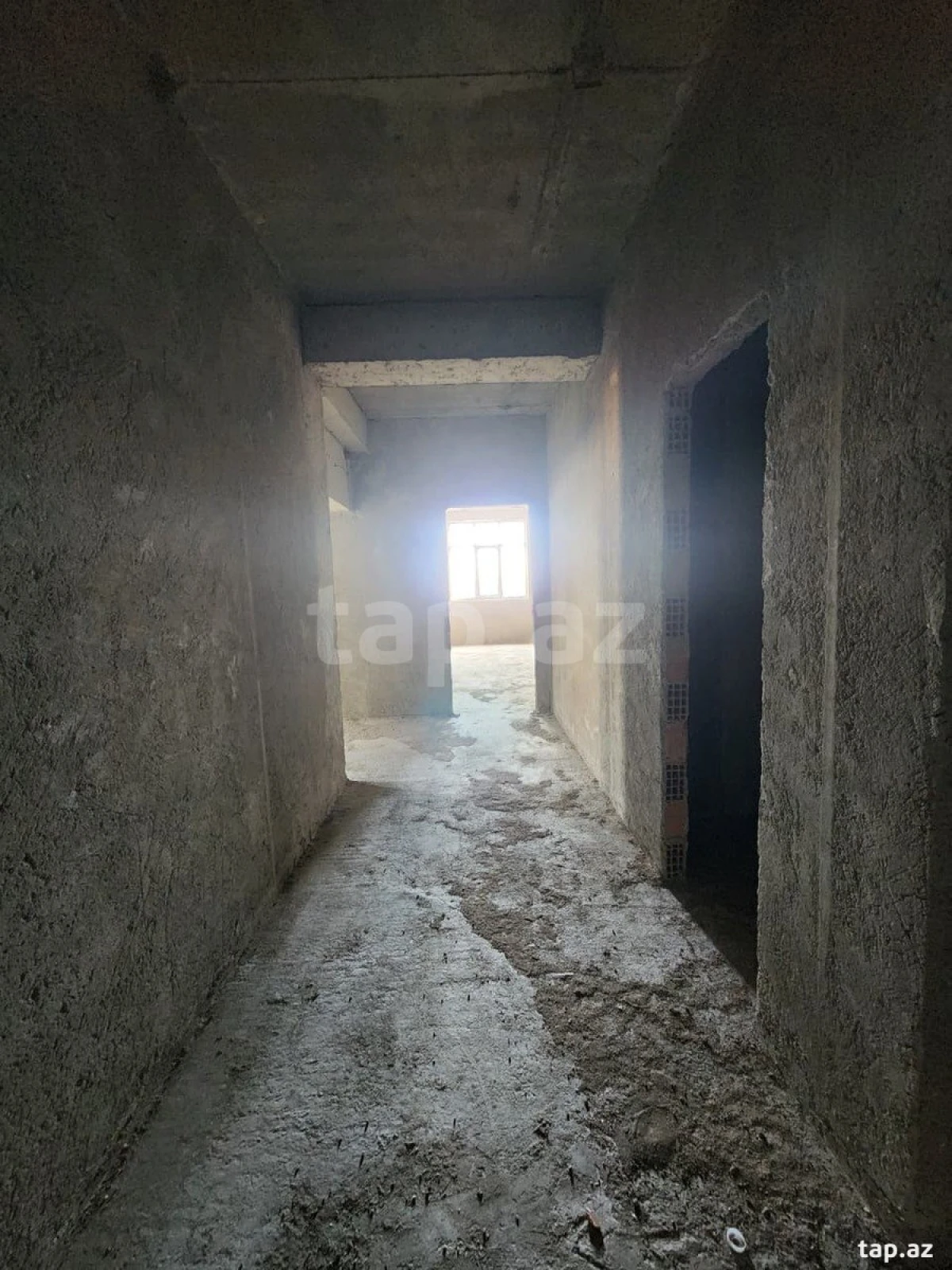 Satılır 3 otaqlı yeni tikili 130 m²