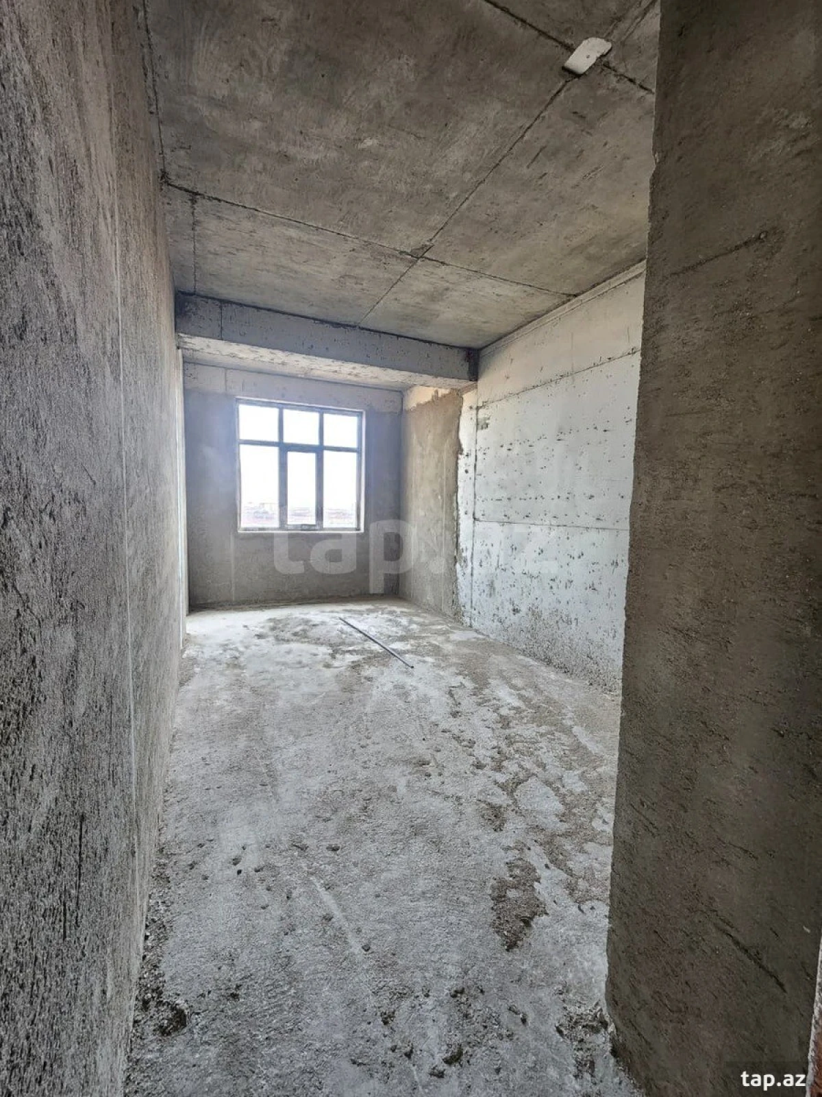Satılır 3 otaqlı yeni tikili 130 m²