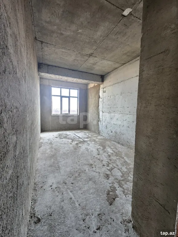 Satılır 3 otaqlı yeni tikili 130 m²