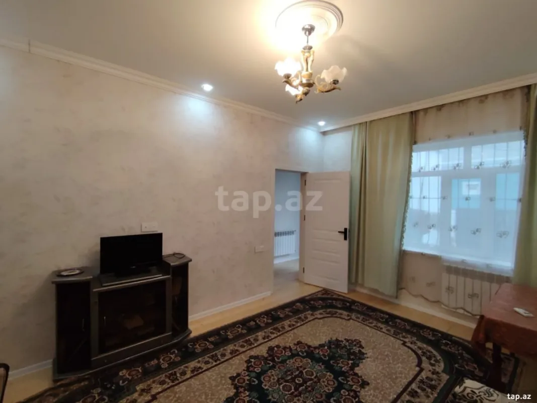 Kirayə verilir 3 otaqlı həyət evi