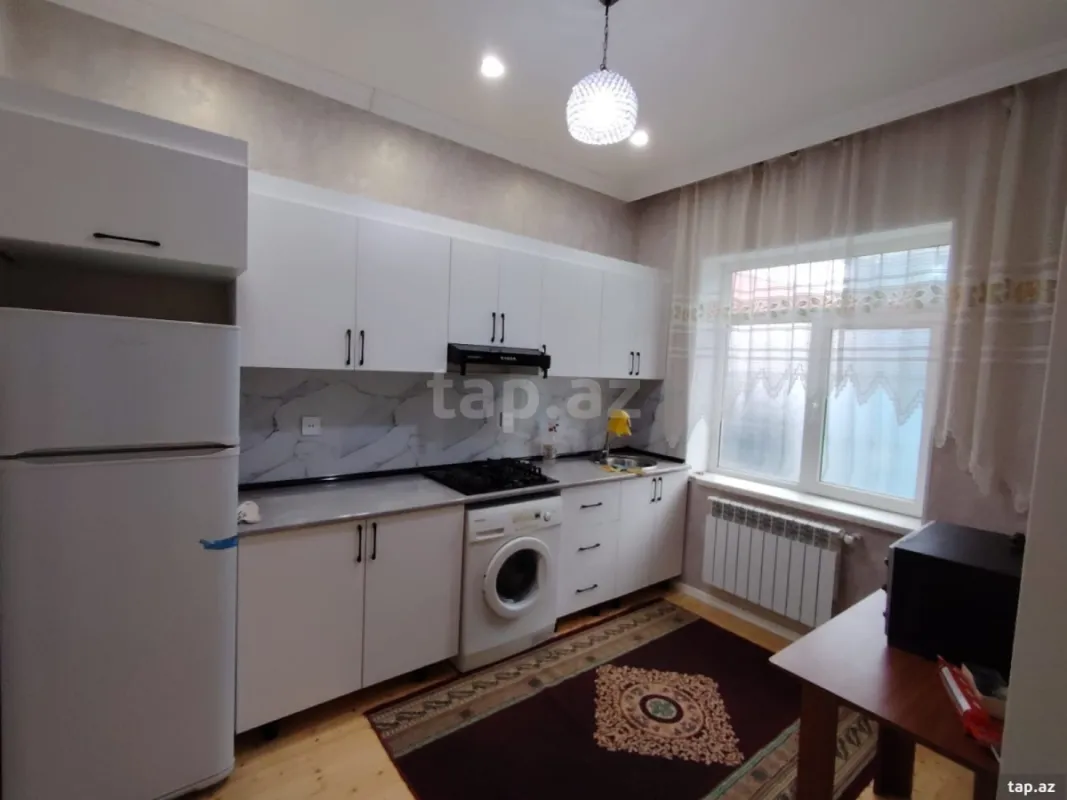 Kirayə verilir 3 otaqlı həyət evi