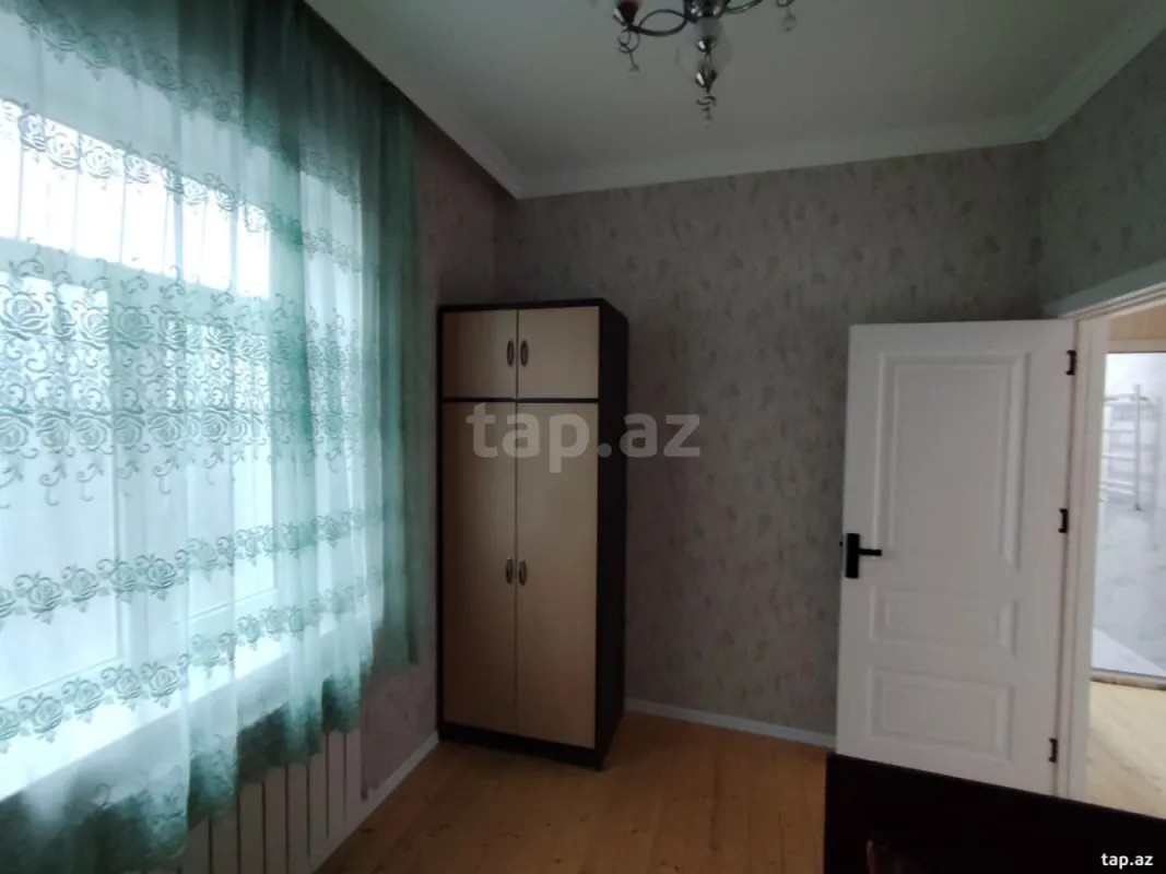 Kirayə verilir 3 otaqlı həyət evi