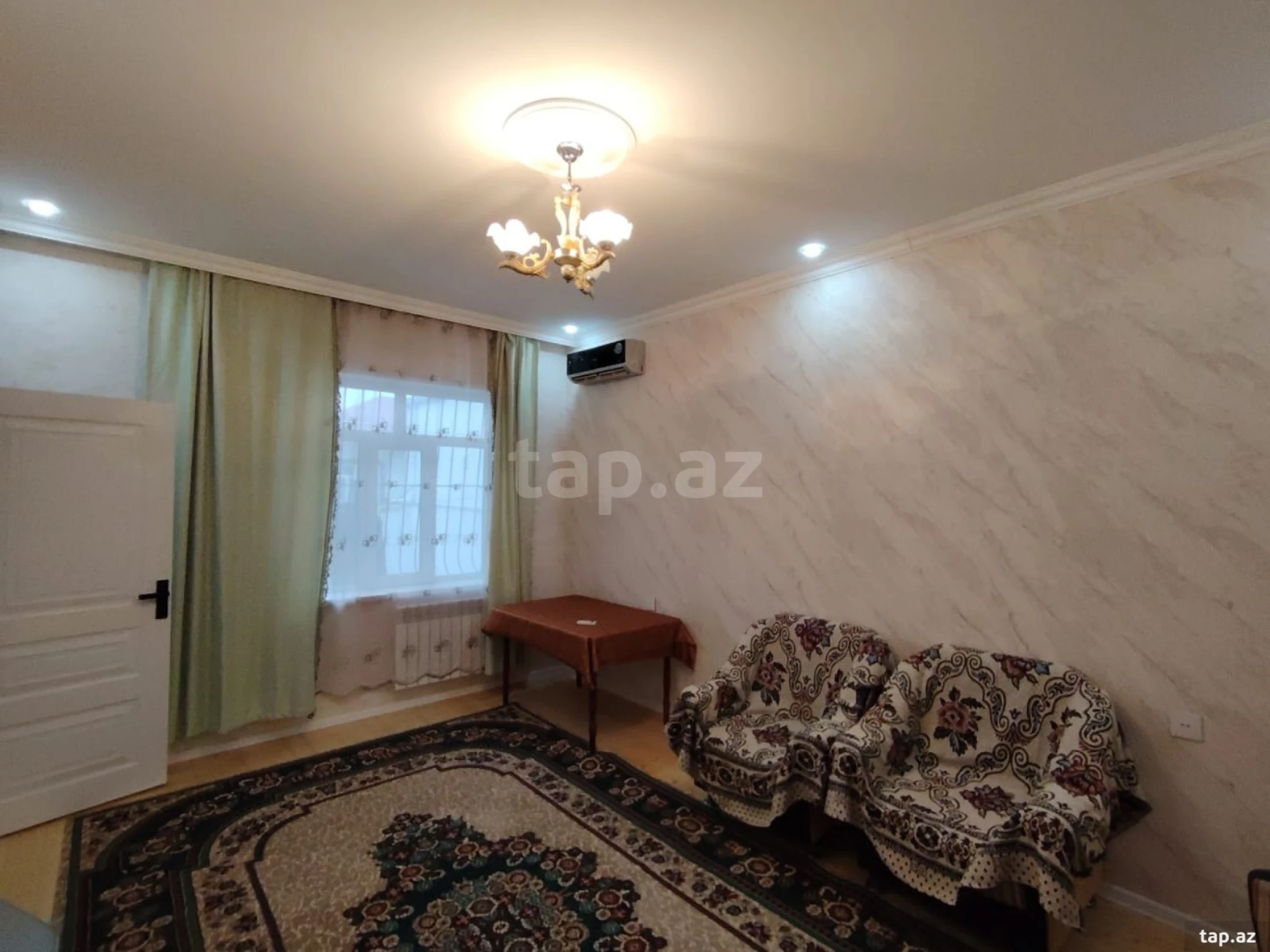 Kirayə verilir 3 otaqlı həyət evi