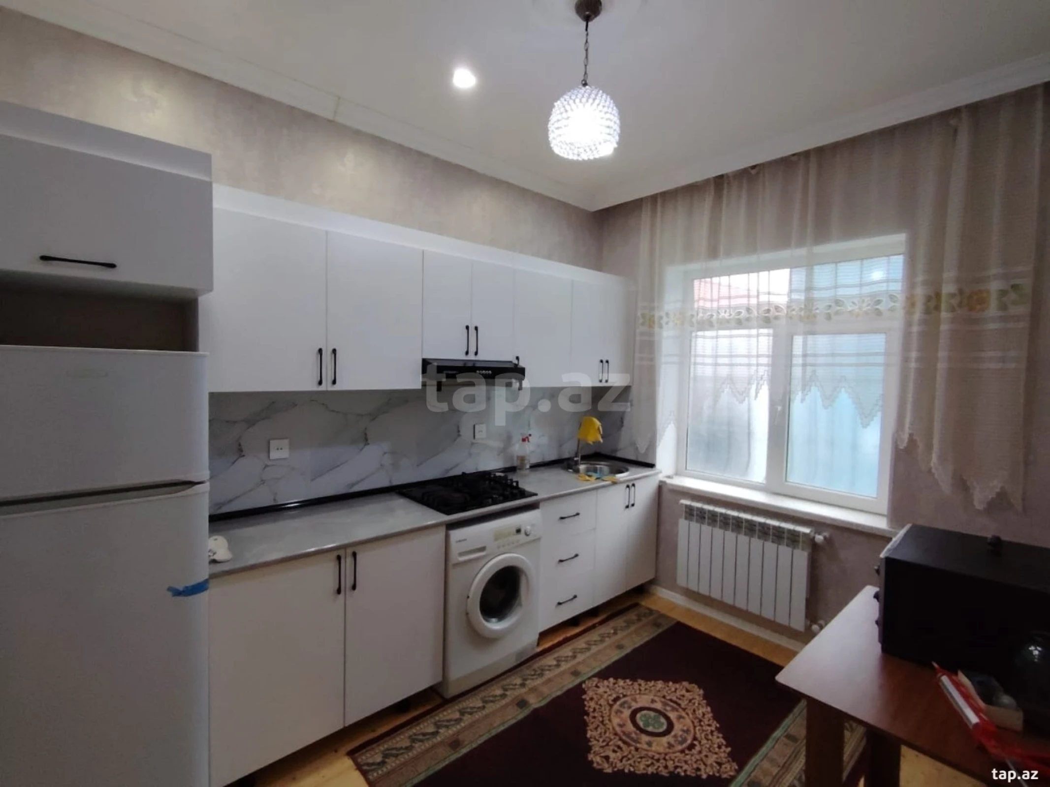 Kirayə verilir 3 otaqlı həyət evi