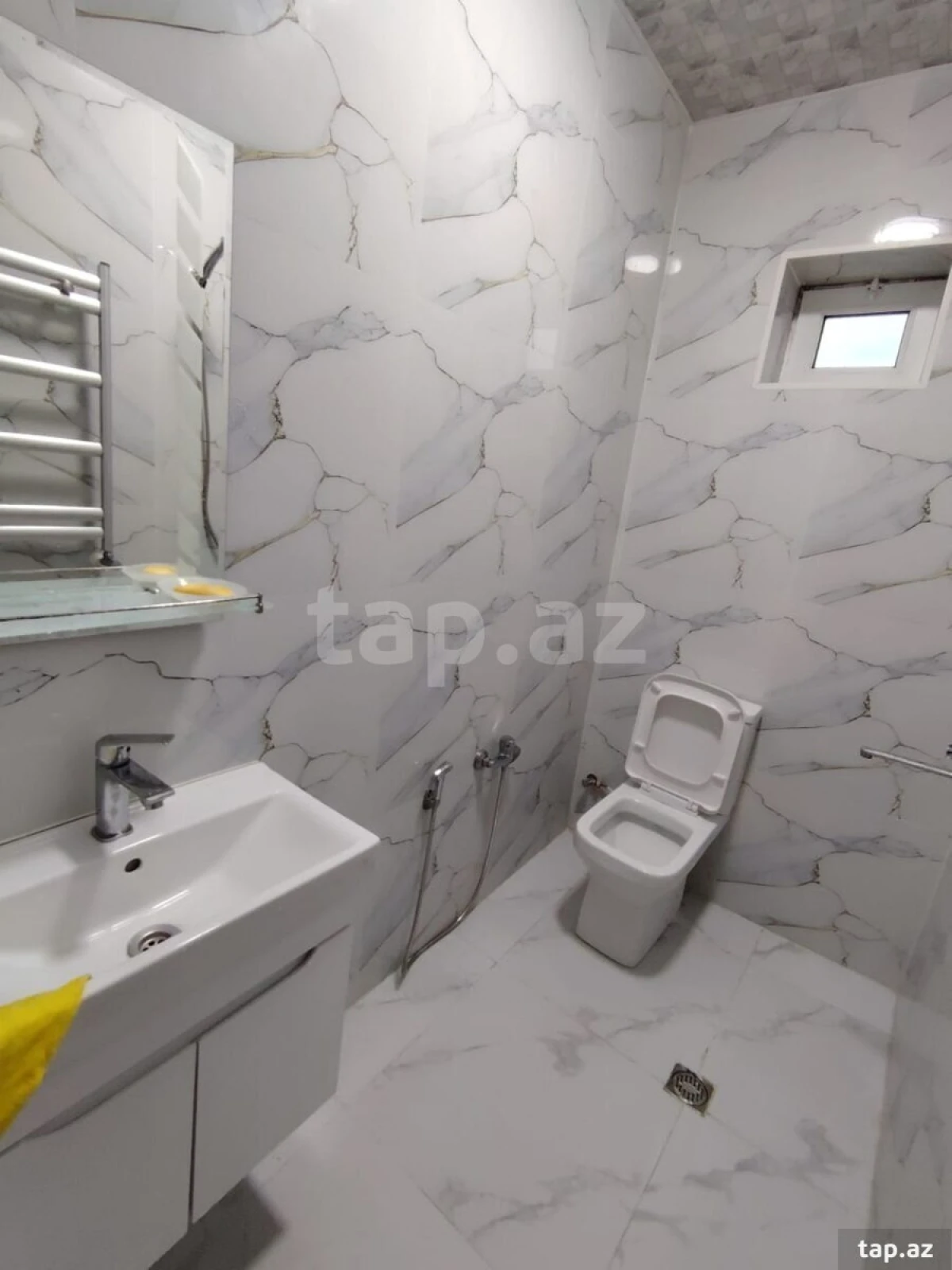 Kirayə verilir 3 otaqlı həyət evi