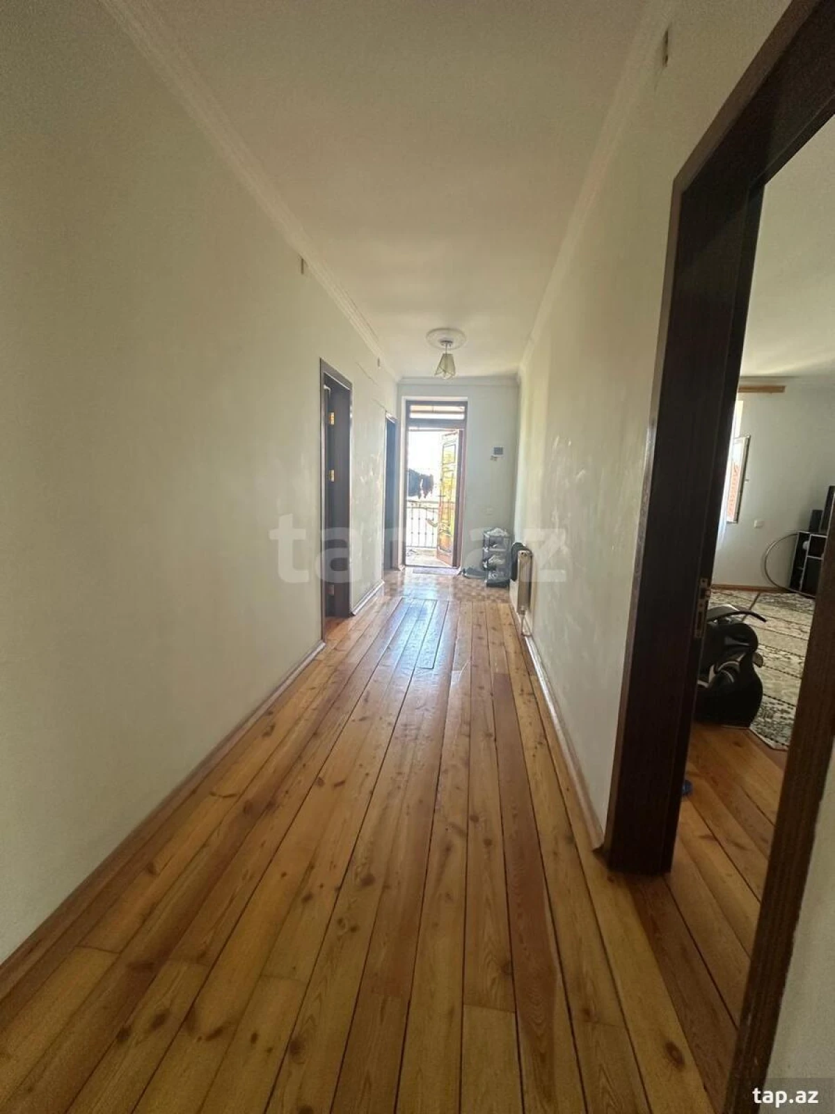 Satılır 4 otaqlı həyət evi