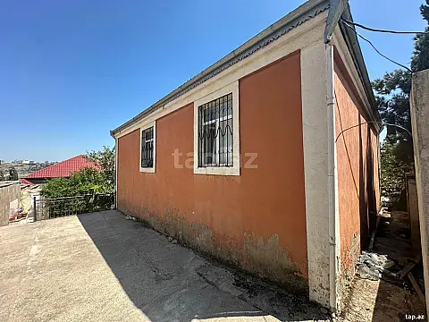 Satılır 4 otaqlı həyət evi