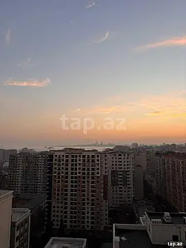 Kirayə verilir 3 otaqlı yeni tikili 130 m²