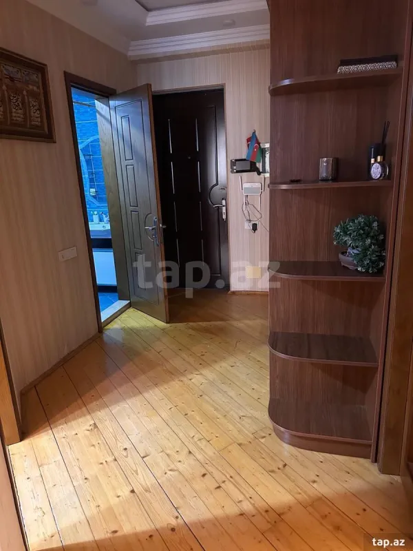 Satılır 4 otaqlı yeni tikili 115 m²