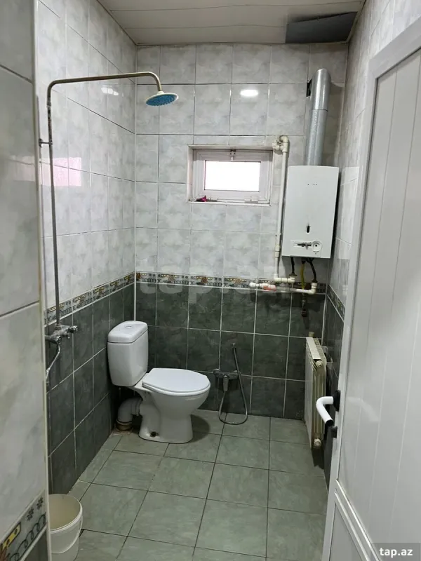 Kirayə verilir 3 otaqlı həyət evi