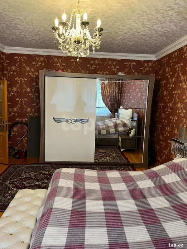 Kirayə verilir 3 otaqlı həyət evi