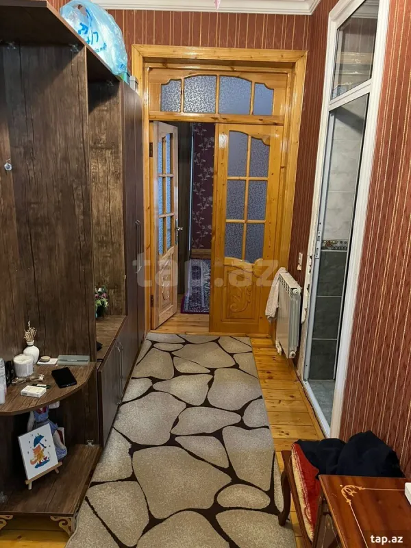 Kirayə verilir 3 otaqlı həyət evi